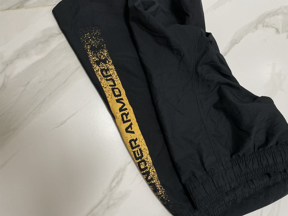 Чоловічі шорти XXL under armour оригінал