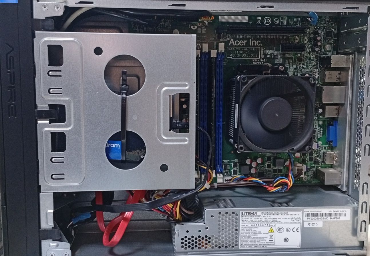 Комп'ютер Acer Aspire x1470