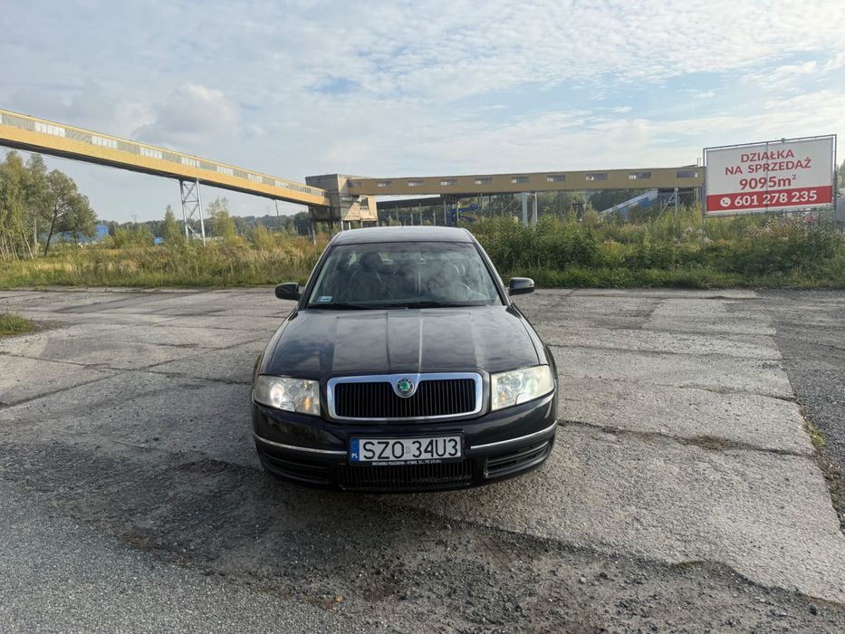 Skoda Superb 2.0 tdi xenon skóra hak