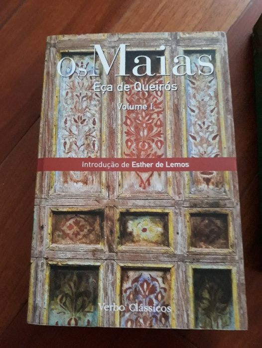 Livro "Os Maias" de Eça de Queirós - em dois volumes