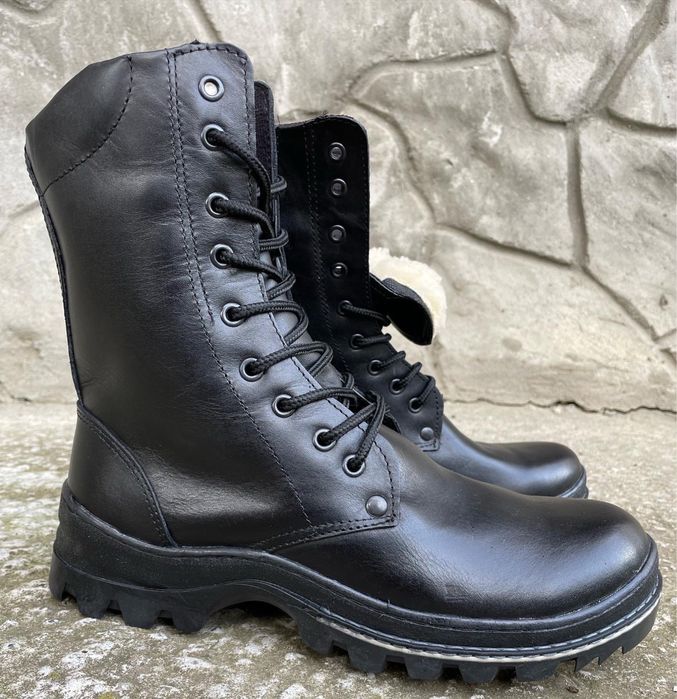 Берцы зимние , черные кожаные с мехом, 40-46