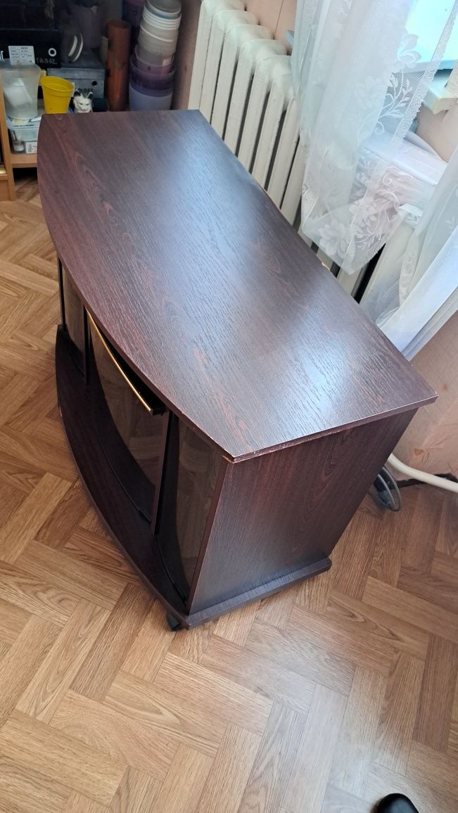 Тумбочка под телевизор