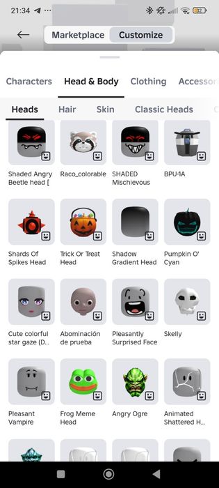 Продаю акаунт в роблокс, донатних речей на 6к робуксів