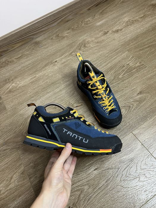 Продам БОМБЕЗНІ чоловічі трекінгові кросівки Tantu Dragontail Waterpro