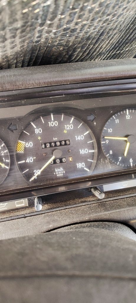 Mercedes- Benz 190d