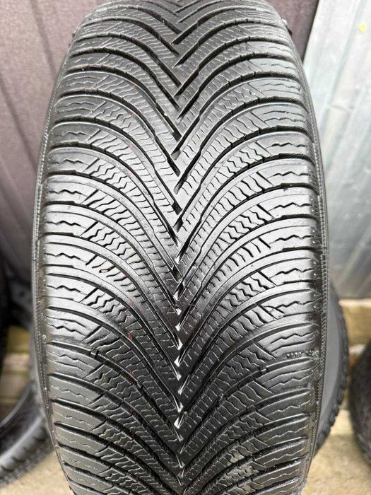 Шини Б/У 215/65 R16 Michelin