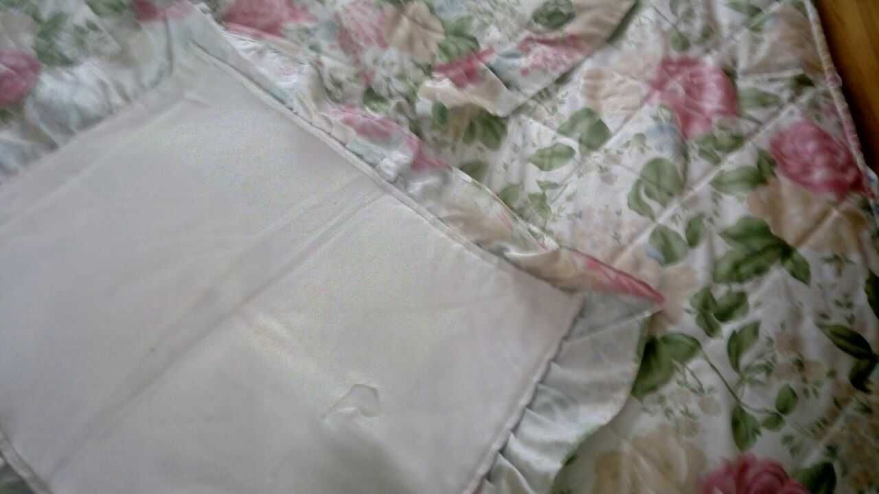 Colcha/Edredon  com Folhos