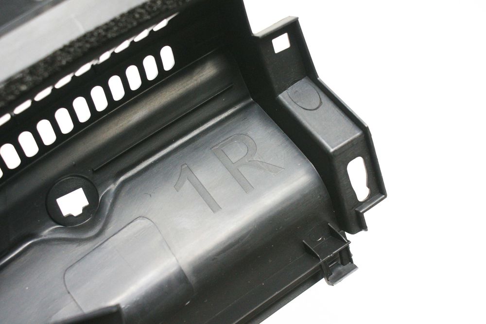 Podszybie prawe OE Toyota Aygo 02/2005-04/2014 NOWE oryginalne