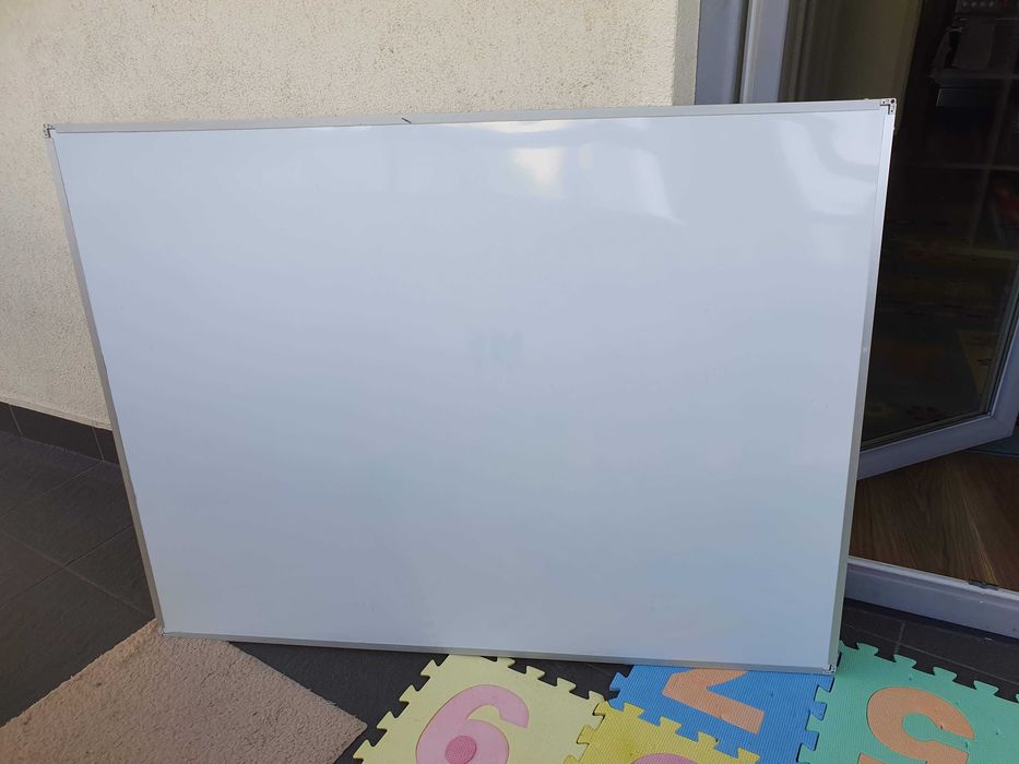 Tablica biała suchościeralna magnetyczna aluminiowa rama 120x90 cm