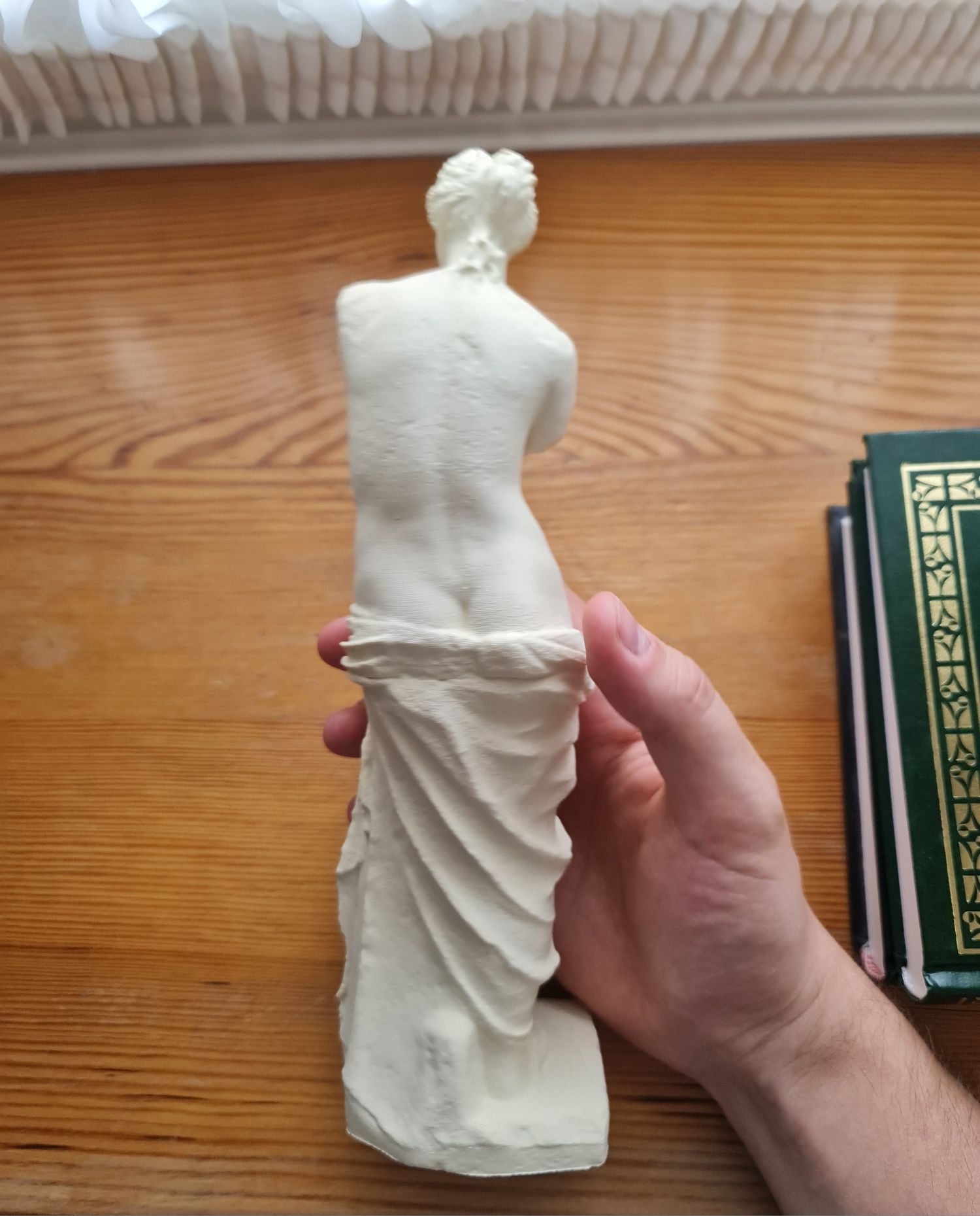 Wenus z Milo rzeźba około 25 cm