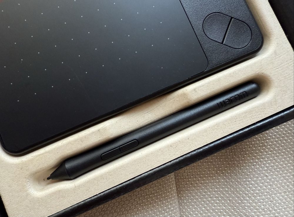 Графічний планшет Wacom Intuos Art PT S Black