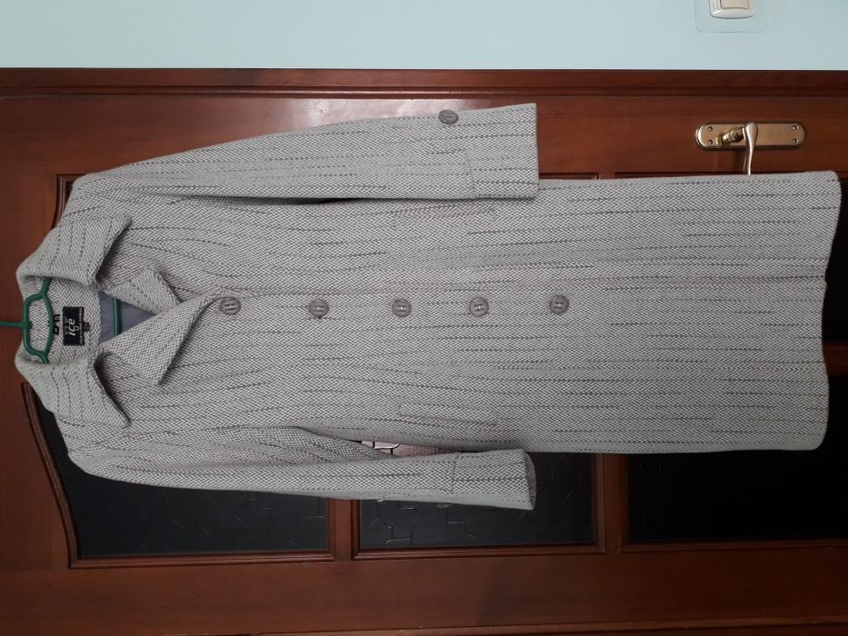 Пальто, плащ жіночий( НОВИЙ, 38/М/46)