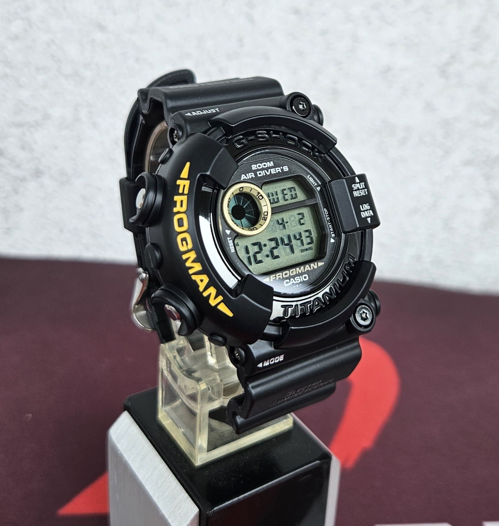DW-8200BM Frogman Air Divers vintage-G Casio G-shock 1998