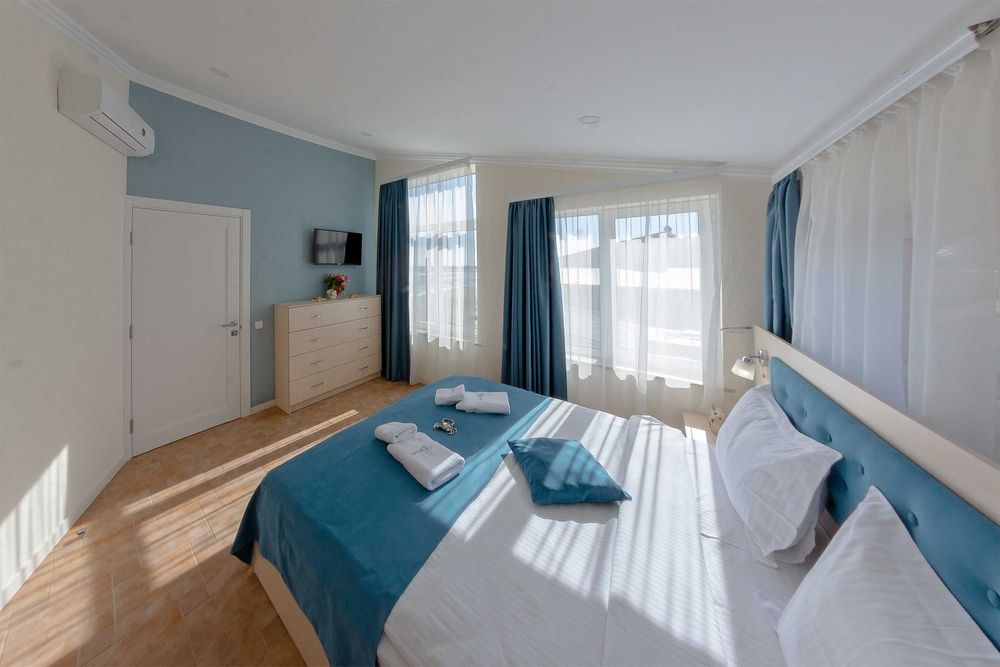 Апартаменти “Люкс” з сауною та терасою