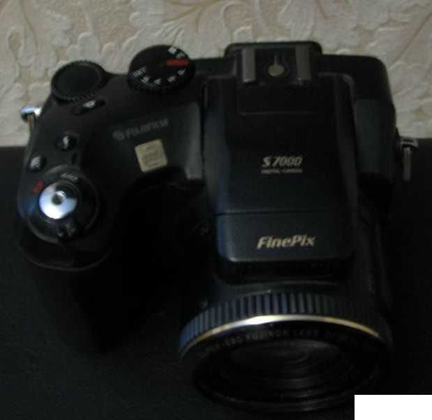Фотоаппарат цифровая фотокамера Fujifilm FinePix S7000