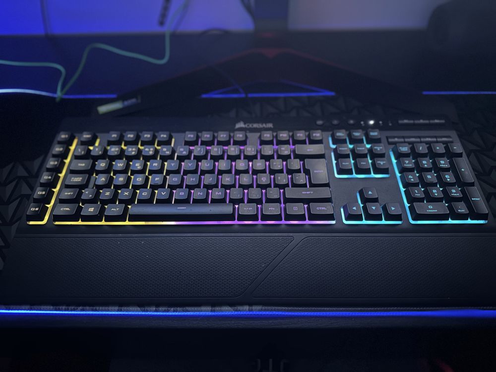 Teclado Corsair usado