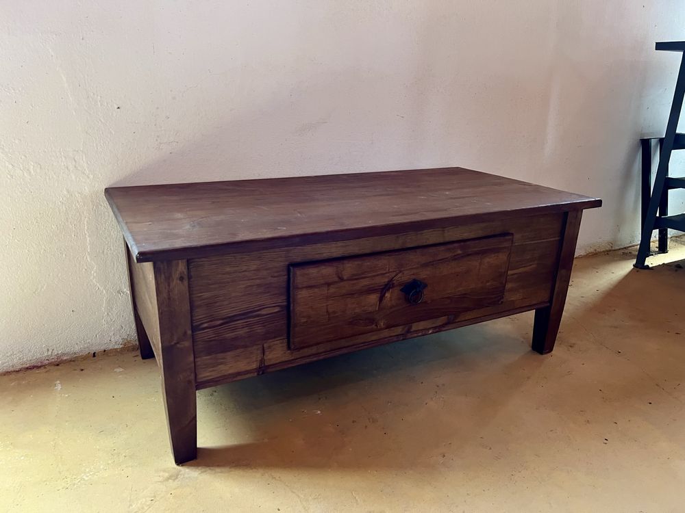 Mesa de centro rústica