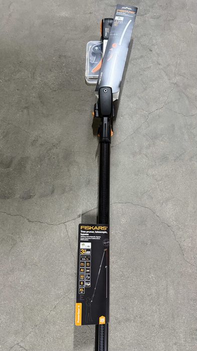 FISKARS Żyrafa Sekator Tel.UPX86 6M Długi + Piła