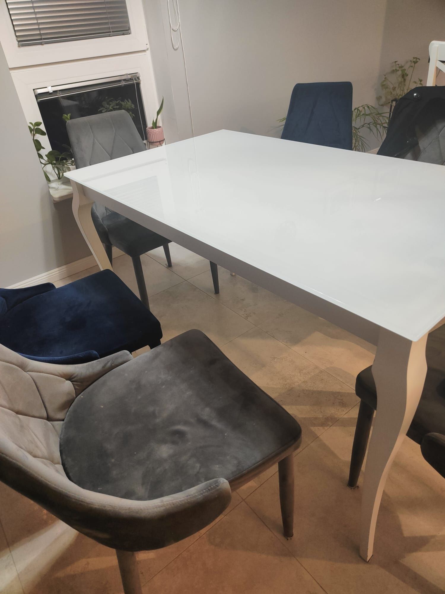 Stół w stylu Ludwikowskim unikatowy