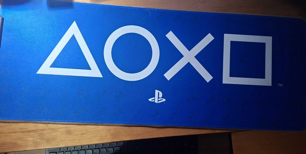 ps5 com 2 comandos+tapete+suporte comandos