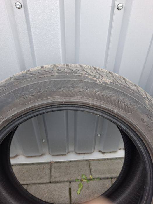 Зимові шини Nokian 205/55 R16 - 4 шт.