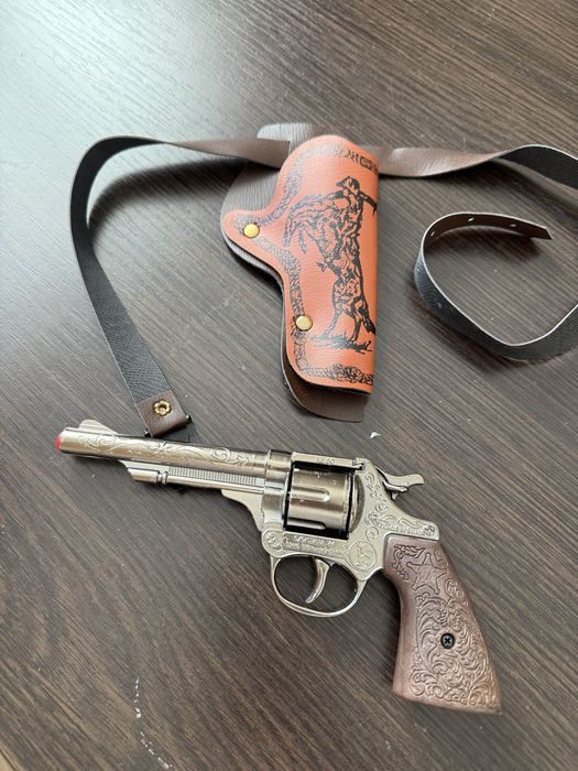 Ковбойський револьвер для хлопчика