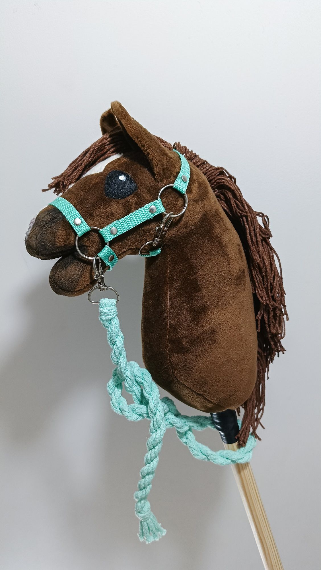 Hobby Horse A5 z kantarem