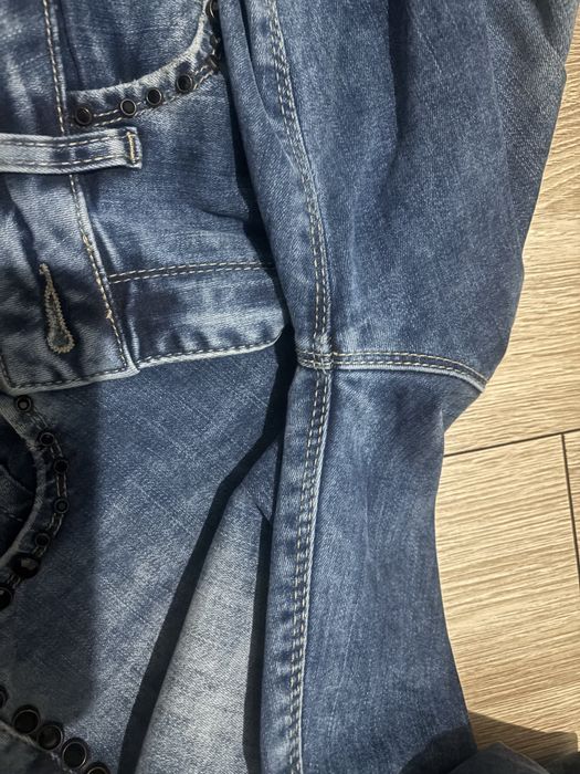 Spodnie jeans Dishe