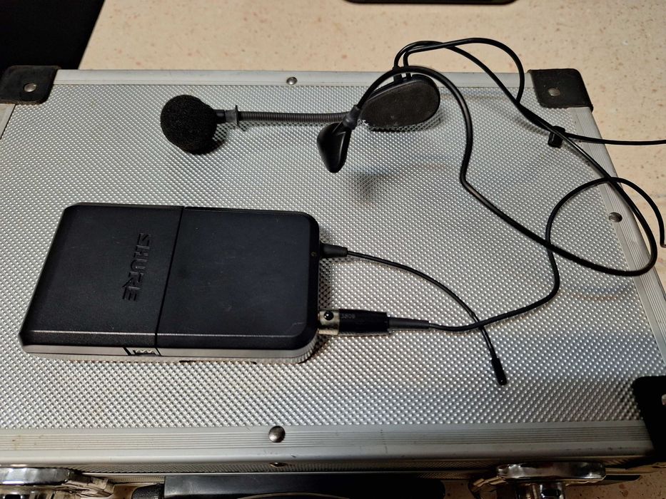 SHURE-mikrofon-bezprzewodowy- nagłowny PS 21 E mało używany.