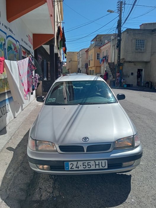 Toyota carina excelente estado