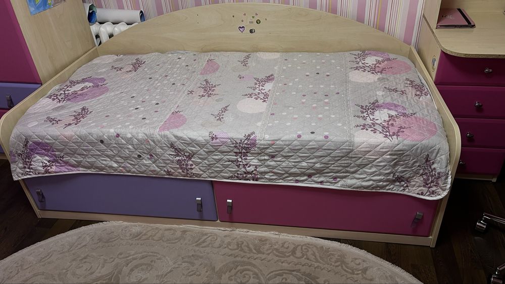 Дитячі якісні меблі фінми СНАЙТ (snite) для дівчинки