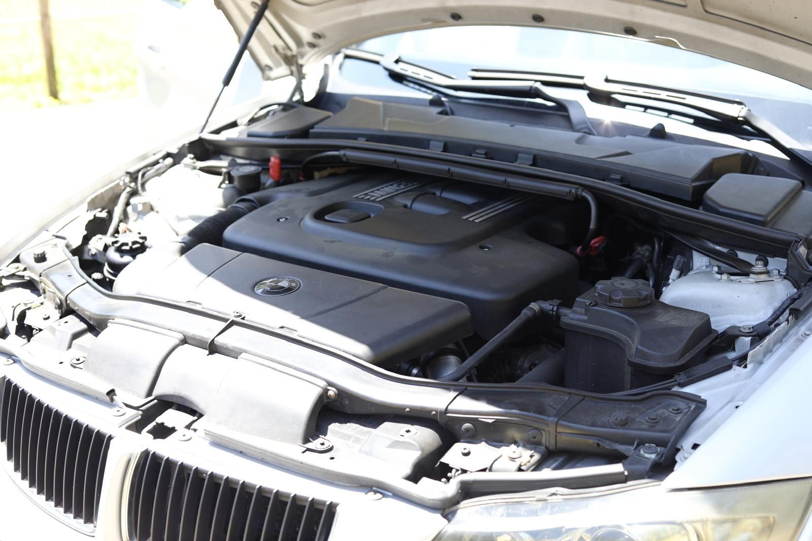 BMW E91 320d Pack M