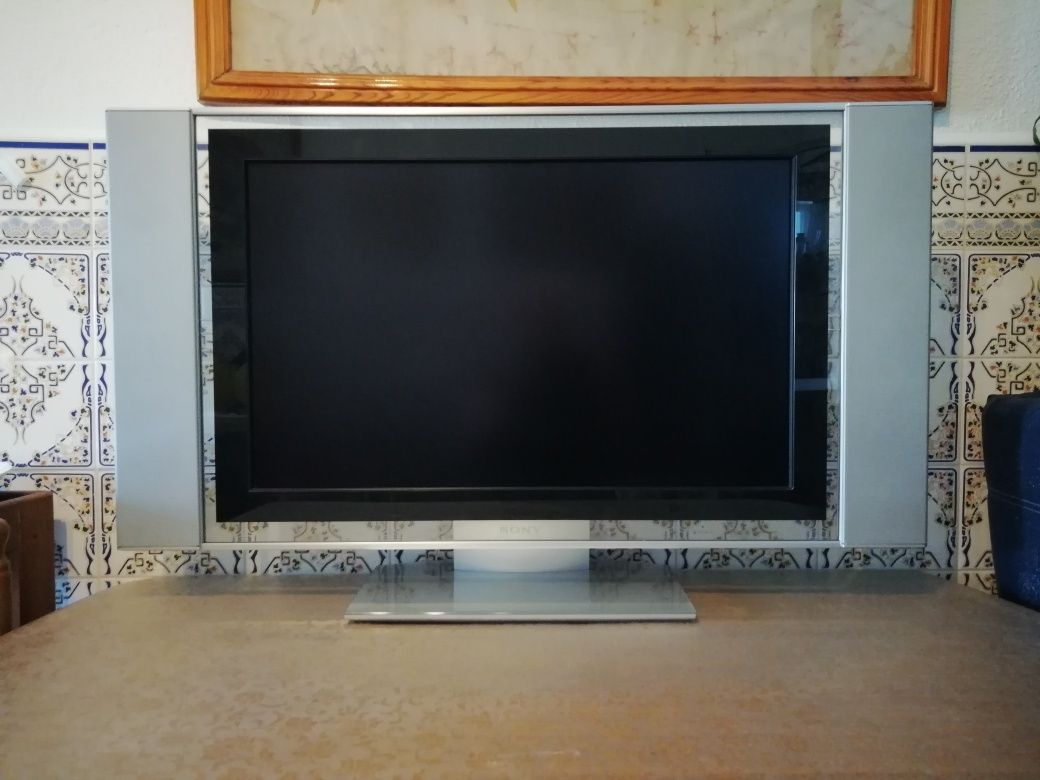 TV LCD Grande Sony Com Oferta Aparelho de Som e Móvel