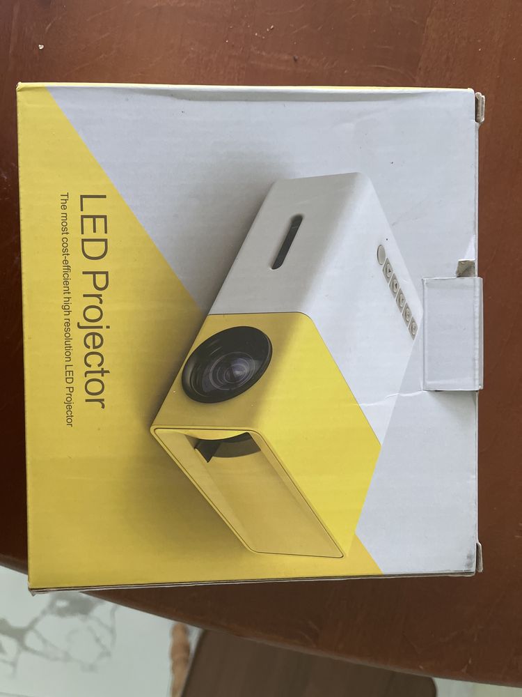 Led projector новый