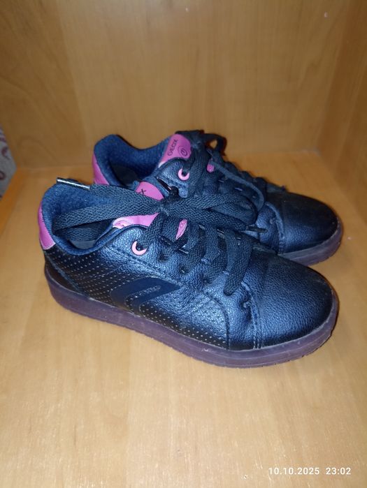 Кросівки кеди черевики для дівчинки Geox