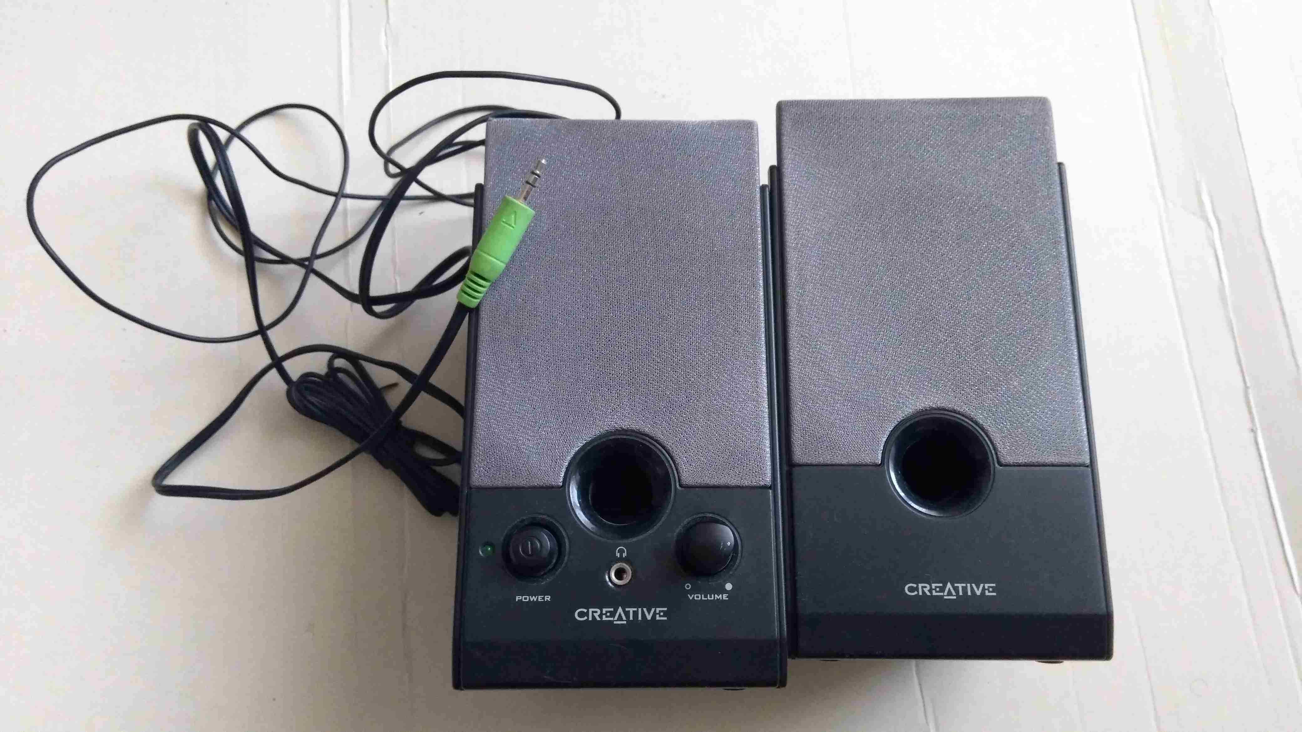Słuchawki Panasonic RP-HF300E-K + Głośniki Creative 2.0 SBS260