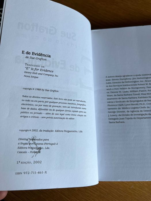 E de Evidência     SUE GRAFTON