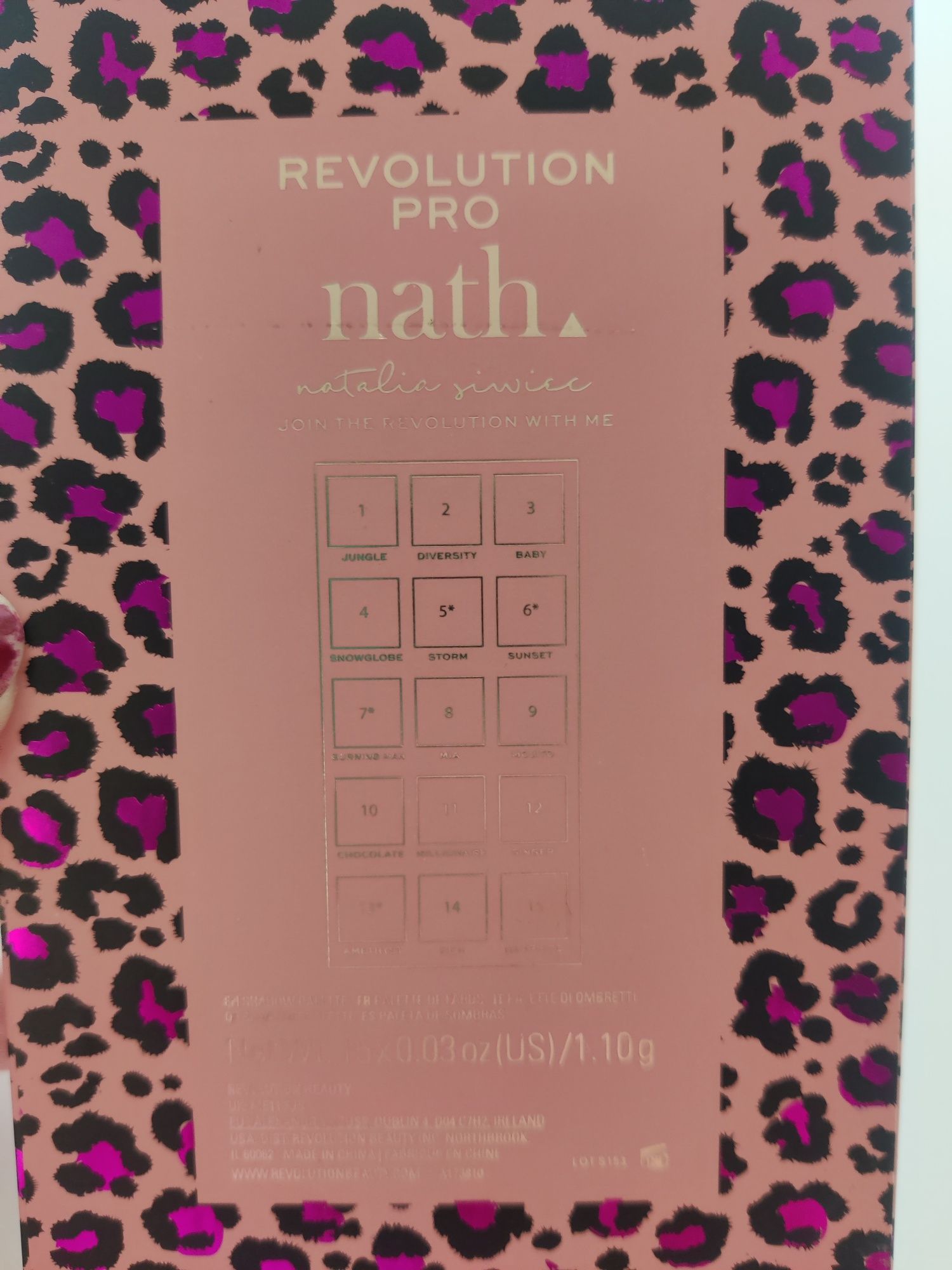 Revolution PRO Paleta Cieni Nath Let's Go Wild makijażu