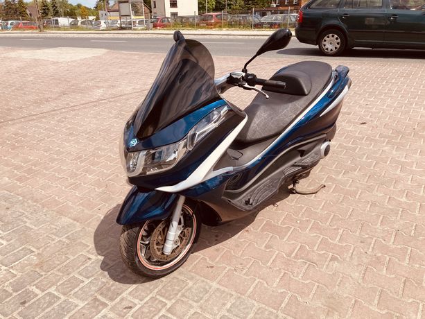 Piaggio x10 125 rok 2012 Przeb 23 tys zarejestrowany