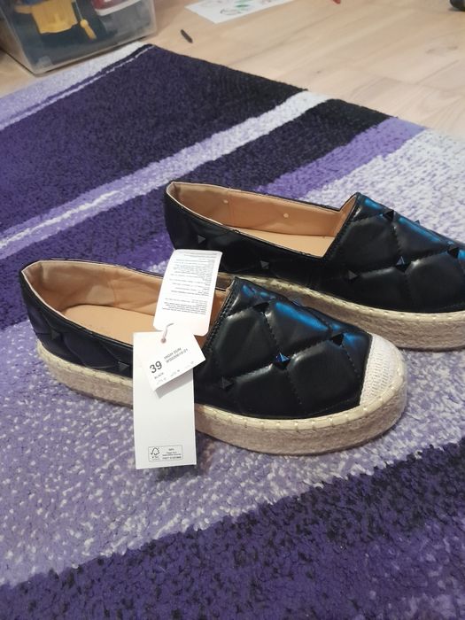 Nowe buty espadryle
