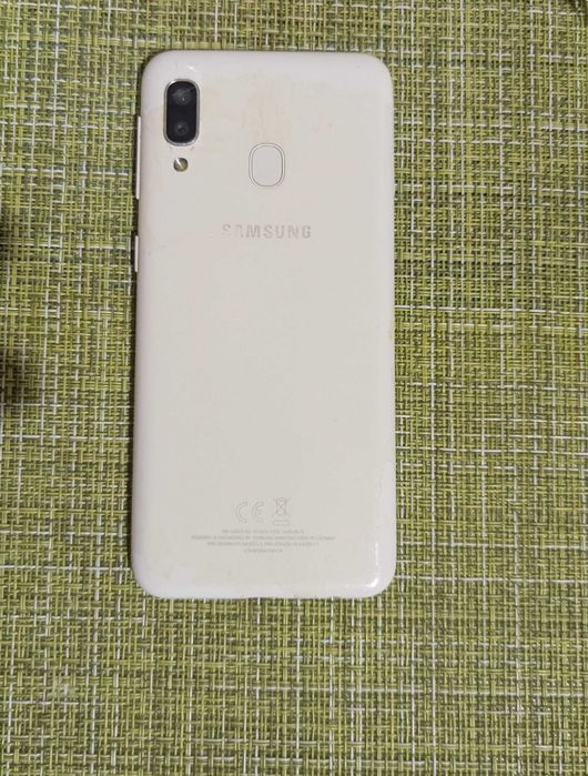 Samsung Galaxy A20e, б/у