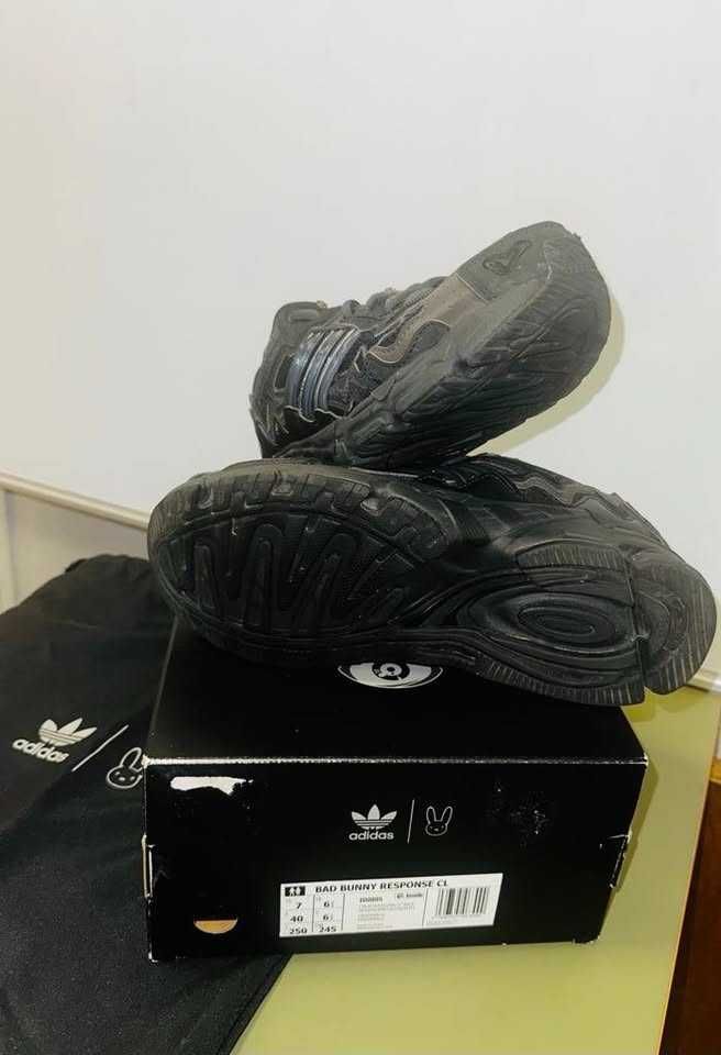 Tenis Adidas, Bad Bunny Response CL
I