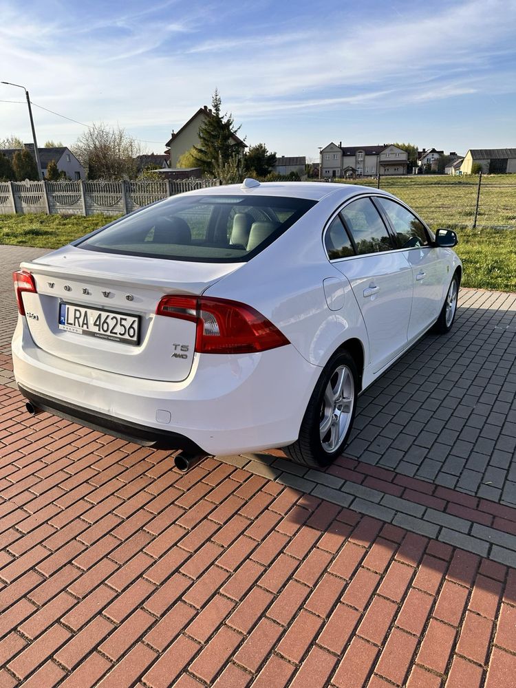 Volvo S60 2.5 T5 AWD