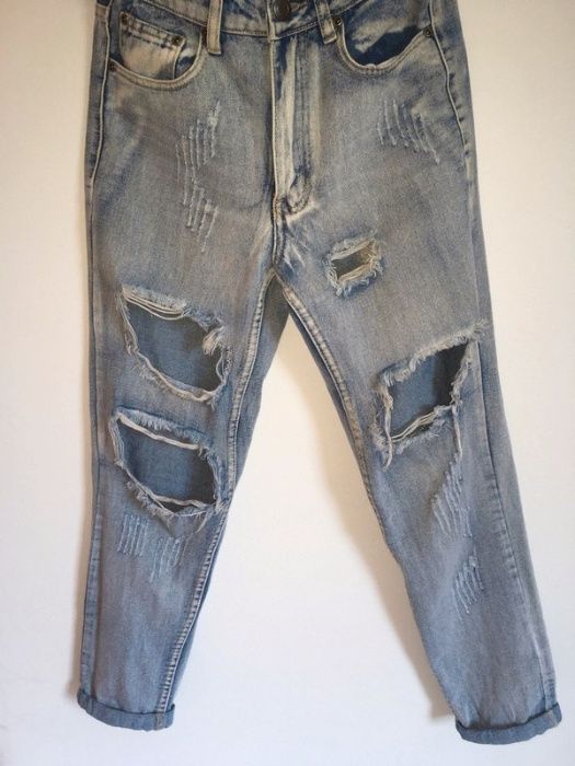 Mom jeans boyfriendy boohoo