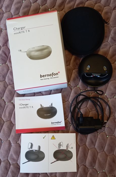 Aparat słuchowy(lewe ucho)ładowarka i  bernafon i osuszacz perfectd