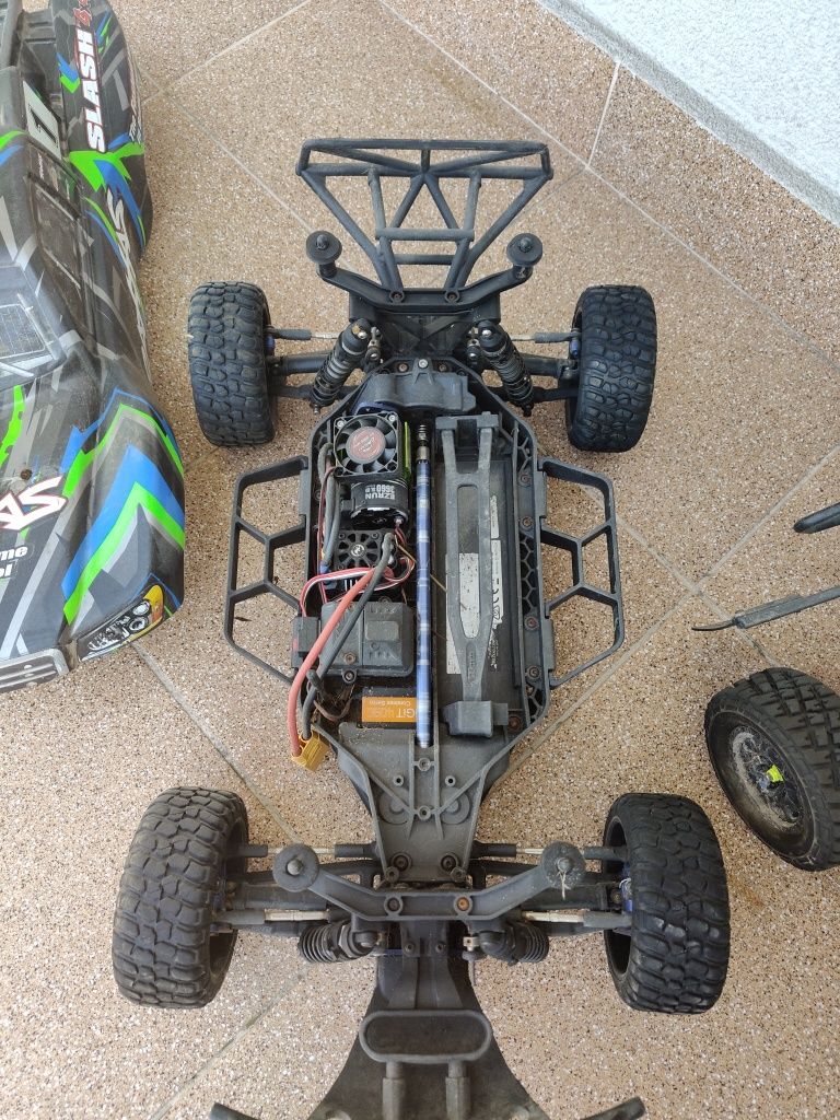model rc traxxas slash 4x4 lcg 1:10 ezrun max10 sct 3200kv savox