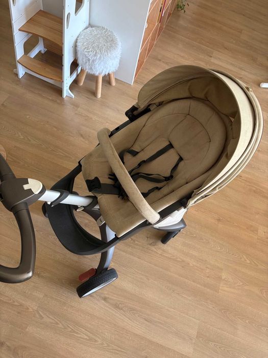Carrinho Stokke trio + malas + proteção chuva e isofix