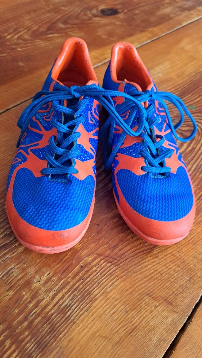 Buty turfy r. 35
