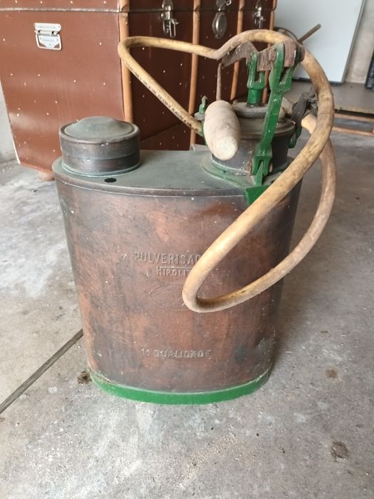 Máquina sulfatar de cobre antiga