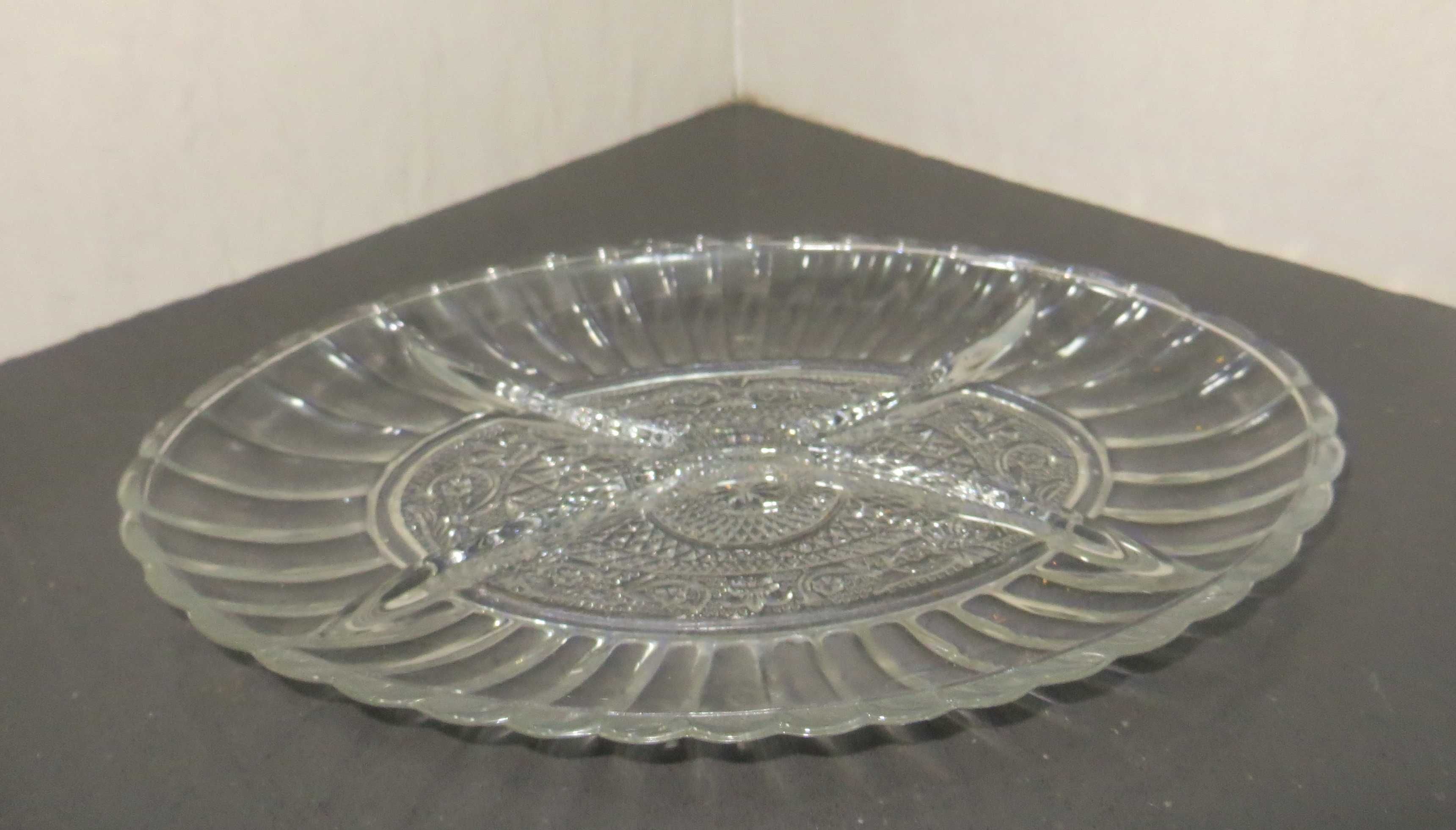 Prato Antigo, Cristal Atlantis, Oval, 4 divisórias - 26x18 cm, anos 70